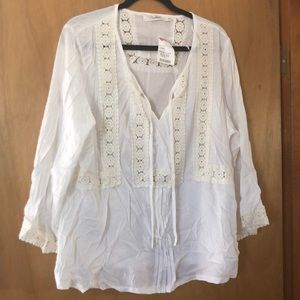 Solitaire White Blouse with lace crotchet detail